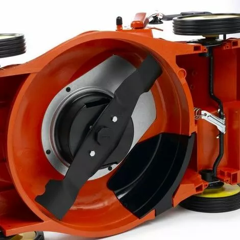 Tondeuse Thermique Tractée Outils Wolf RT46K3 5 Tondeuse Thermique Tractée Outils Wolf RT46K3 – Image 3