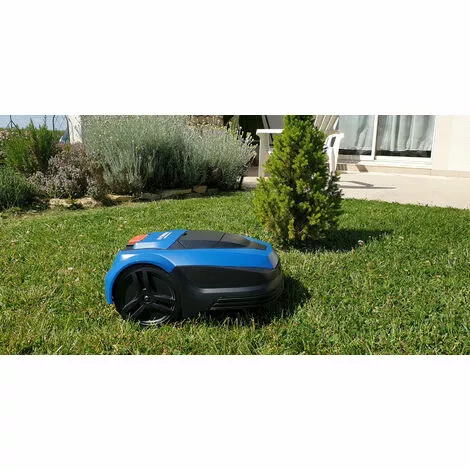 HYUNDAI Tondeuse Robot 2.6 Ah - Programmable - WIFI 600 M² HTDER50PW-1 5 HYUNDAI Tondeuse Robot 2.6 Ah - Programmable - WIFI 600 M² HTDER50PW-1 – Image 3